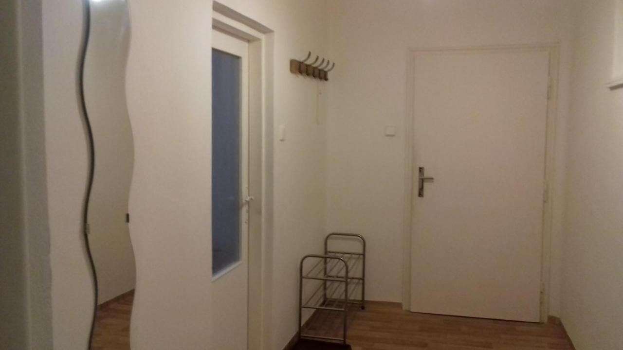Apartmany Karlstejn ภายนอก รูปภาพ